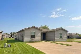 427 County Line Rd, Mabank, TX 75147 - Photo 1