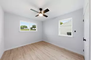 3842 Soft Wind Dr, Dallas, TX 75241 - Photo 16