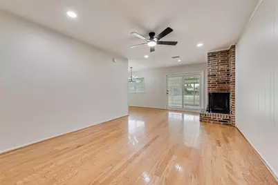 2132 Meandering Drive, Irving, TX 75060 - Photo 4