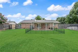 2132 Meandering Dr, Irving, TX 75060 - Photo 18