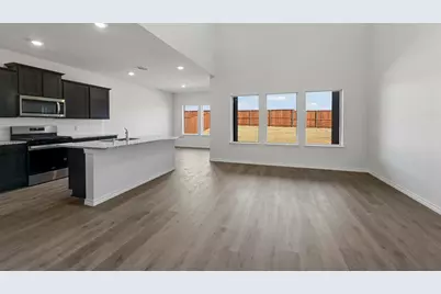 8425 Everly Drive, Garland, TX 75043 - Photo 10
