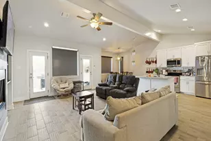 310 Oakwood Ave, Jacksboro, TX 76458 - Photo 6