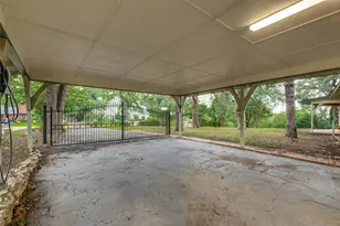 1901 Bluebird Ave, Fort Worth, TX 76111 - Photo 26