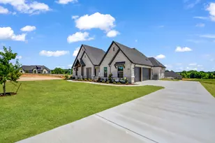 115 Guynell Ridge, Decatur, TX 76234 - Photo 4