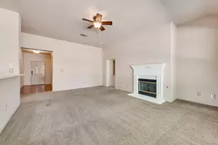 3900 Kirby Dr, Denton, TX 76210 - Photo 4