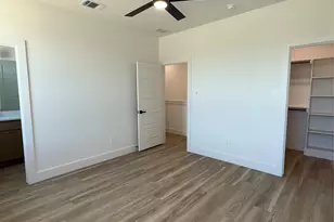 5506 Mesa Cir, Dallas, TX 75235 - Photo 18