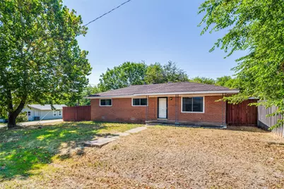 203 W College Street, Whitewright, TX 75491 - Photo 2