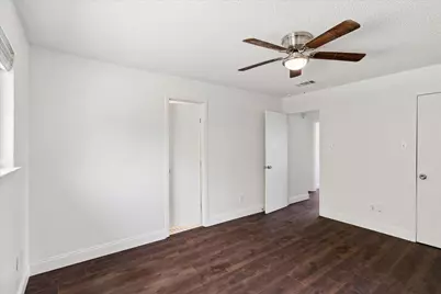 401 S Walnut Creek Drive, Mansfield, TX 76063 - Photo 14