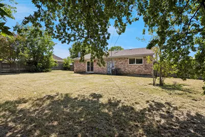 401 S Walnut Creek Drive, Mansfield, TX 76063 - Photo 22