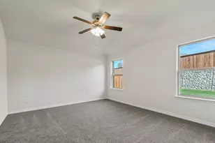 8429 Everly Dr, Garland, TX 75043 - Photo 24