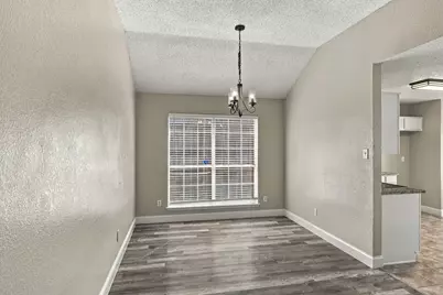 1107 Chancellorsville Parkway, Grand Prairie, TX 75052 - Photo 8