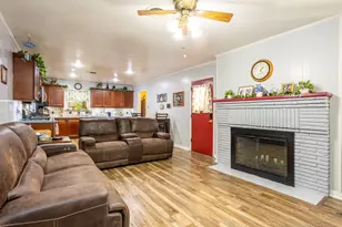124 Martin Dr, Lancaster, TX 75146 - Photo 16