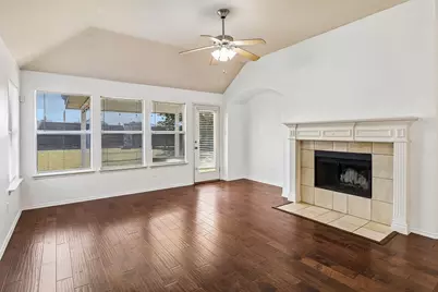 7717 Decoy Drive, Arlington, TX 76002 - Photo 4