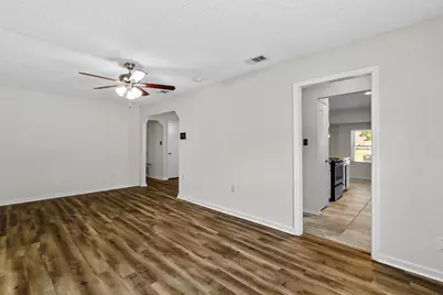 5001 Darrow Lane, Arlington, TX 76017 - Photo 8