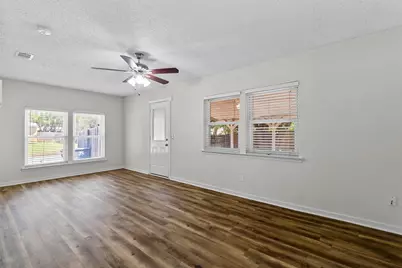 5001 Darrow Lane, Arlington, TX 76017 - Photo 6
