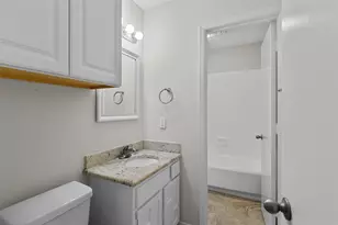 5001 Darrow Ln, Arlington, TX 76017 - Photo 16