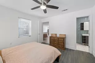 1025 Wedgewood Dr, Woodway, TX 76712 - Photo 12