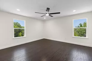 5660 Lone Star Cir, Granbury, TX 76048 - Photo 20