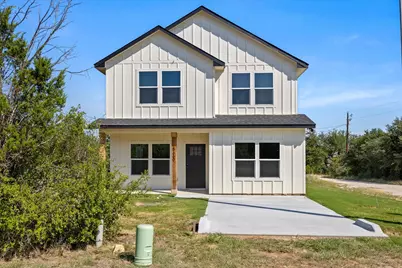 5660 Lone Star Circle, Granbury, TX 76048 - Photo 1