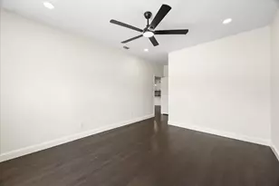 5660 Lone Star Cir, Granbury, TX 76048 - Photo 14