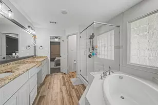 1029 Oakridge Ct, Burleson, TX 76028 - Photo 22