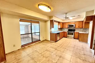 3904 Woodbury Ct, Arlington, TX 76017 - Photo 6