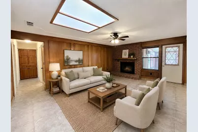 3904 Woodbury Court, Arlington, TX 76017 - Photo 2