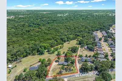 1015 W College Street, Canton, TX 75103 - Photo 2