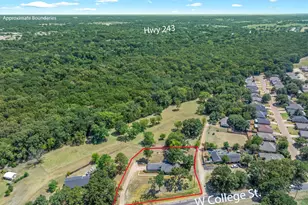 1015 W College St, Canton, TX 75103 - Photo 2