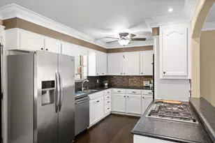 1015 W College St, Canton, TX 75103 - Photo 20