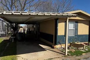 3130 E Parkerville Rd, Lancaster, TX 75146 - Photo 1