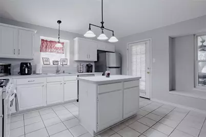 2918 Periwinkle Court, Garland, TX 75040 - Photo 6