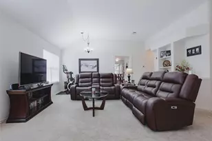 2918 Periwinkle Ct, Garland, TX 75040 - Photo 4