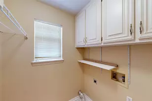 7525 Brentwood Ct, North Richland Hills, TX 76182 - Photo 34