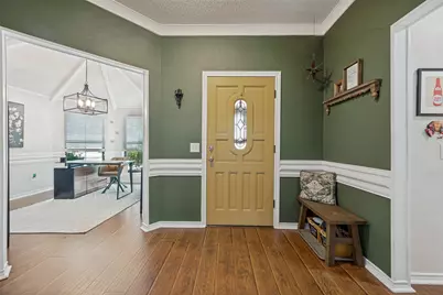 700 Reese Lane, Hurst, TX 76054 - Photo 4