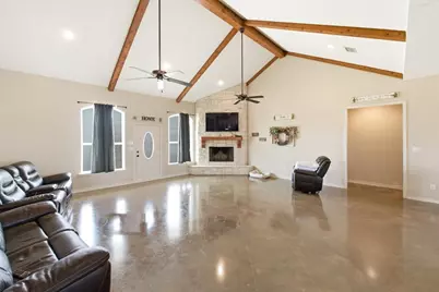 411 N 6th Street, Coolidge, TX 76635 - Photo 4