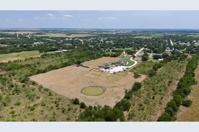 411 N 6th Street, Coolidge, TX 76635 - Photo 34