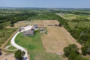 411 N 6th St, Coolidge, TX 76635 - Photo 30