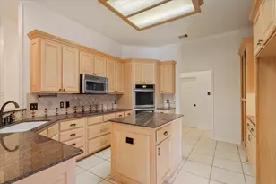 800 Granite Ln, Lorena, TX 76655 - Photo 14
