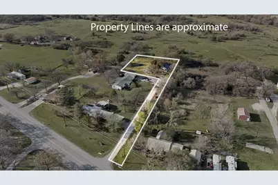 202 Johns Drive, Chico, TX 76431 - Photo 4