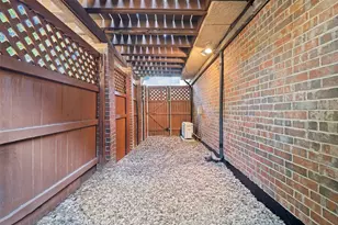 4211 Prescott Ave, Dallas, TX 75219 - Photo 2