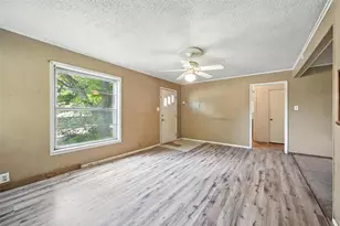 414 S Broadway St, Bells, TX 75414 - Photo 8