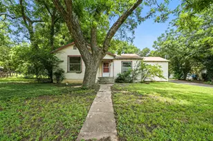 414 S Broadway St, Bells, TX 75414 - Photo 1