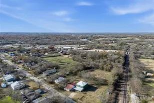 604 S Spears St, Alvarado, TX 76009 - Photo 30
