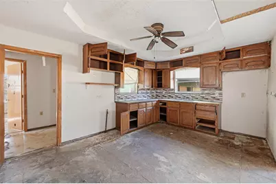 604 S Spears Street, Alvarado, TX 76009 - Photo 8
