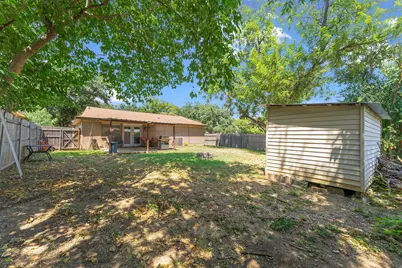5732 Bonner Drive, Haltom City, TX 76148 - Photo 18