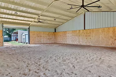 1901 Melissa Lane, Cleburne, TX 76031 - Photo 34