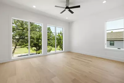 9421 Thornberry Lane, Dallas, TX 75220 - Photo 32