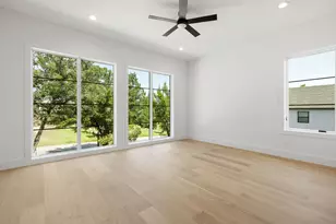 9421 Thornberry Ln, Dallas, TX 75220 - Photo 32