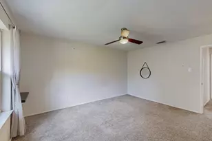 13818 Methuen Green Ln, Dallas, TX 75240 - Photo 16
